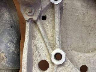 bontott SKODA OCTAVIA II Első Bölcső