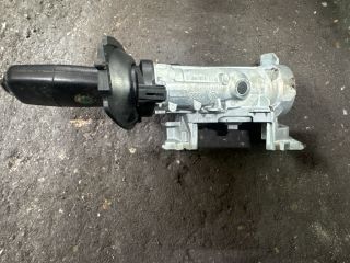 bontott SKODA OCTAVIA II Gyújtáskapcsoló Házzal