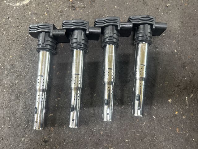 bontott SKODA OCTAVIA II Gyújtótrafó Szett