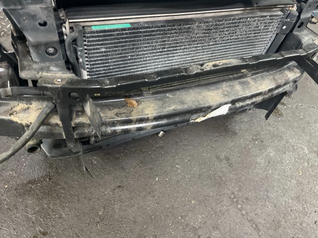 bontott SKODA OCTAVIA II Komplett Homlokfal (Részeivel)