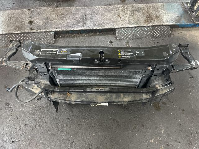 bontott SKODA OCTAVIA II Komplett Homlokfal (Részeivel)