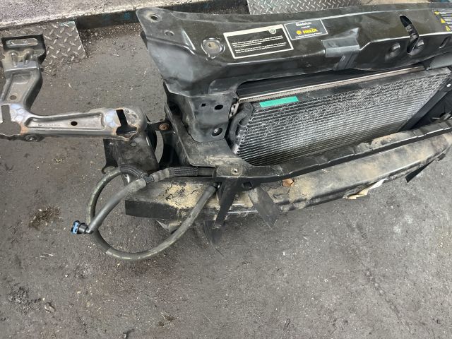 bontott SKODA OCTAVIA II Komplett Homlokfal (Részeivel)