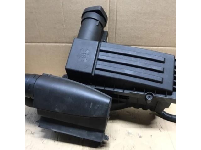 bontott SKODA OCTAVIA II Légszűrő Ház