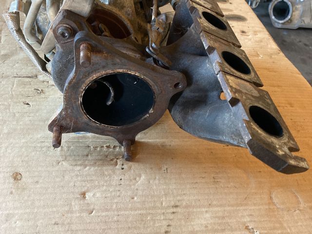 bontott SKODA OCTAVIA II Turbó