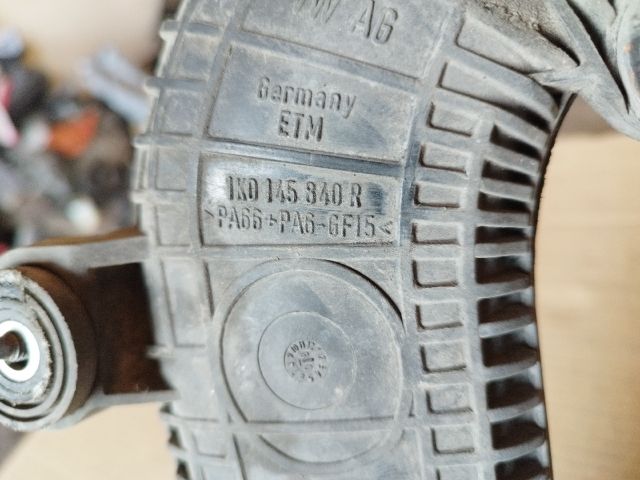 bontott SKODA OCTAVIA II Turbócső