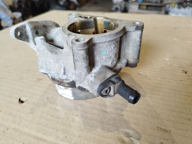 bontott SKODA OCTAVIA II Vákumpumpa