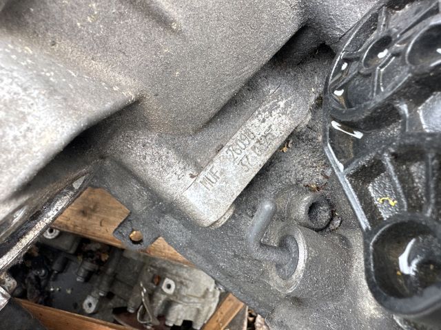 bontott SKODA OCTAVIA II Váltó (Mechanikus)