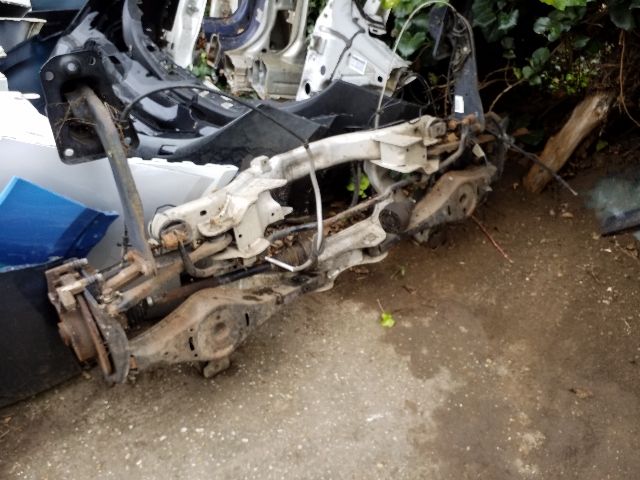 bontott SKODA OCTAVIA II Hátsó Futómű (Részeivel)