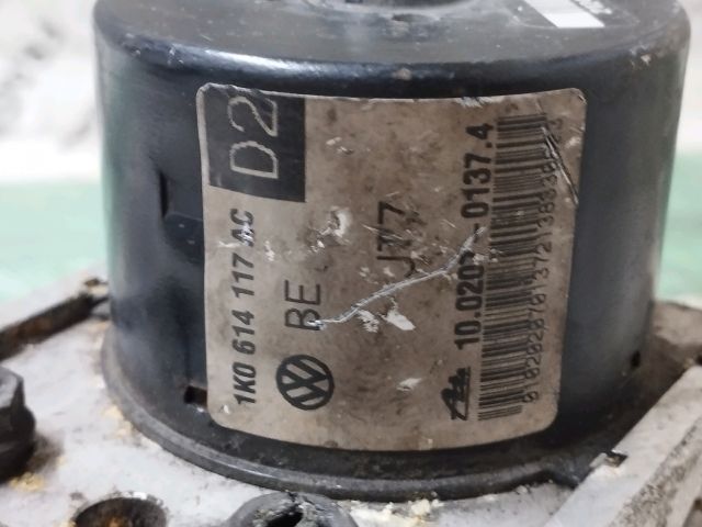 bontott SKODA OCTAVIA II ABS Kocka