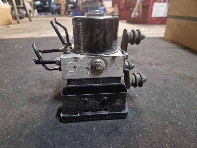 bontott SKODA OCTAVIA II ABS Kocka