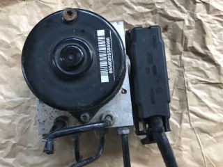 bontott SKODA OCTAVIA II ABS Kocka