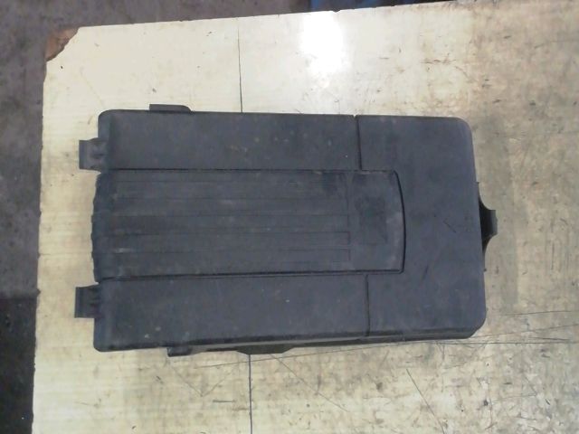 bontott SKODA OCTAVIA II Akkumulátor Fedél