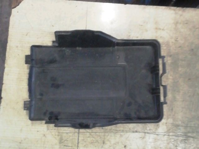 bontott SKODA OCTAVIA II Akkumulátor Fedél