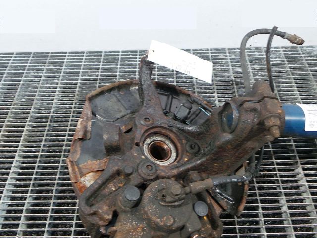 bontott SKODA OCTAVIA II Bal első Csonkállvány