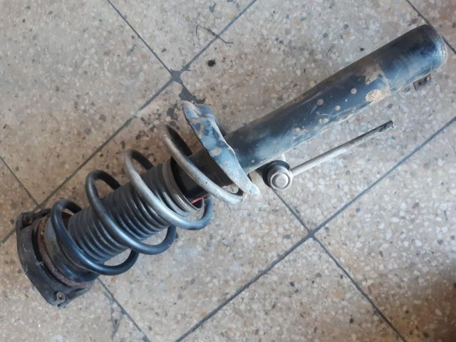 bontott SKODA OCTAVIA II Bal első Lengéscsillapító