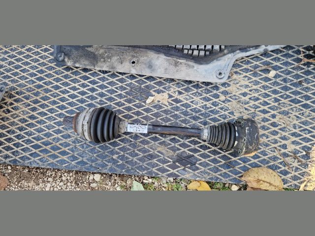 bontott SKODA OCTAVIA II Bal Féltengely