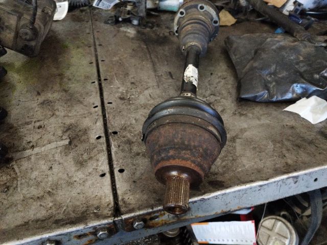 bontott SKODA OCTAVIA II Bal Féltengely