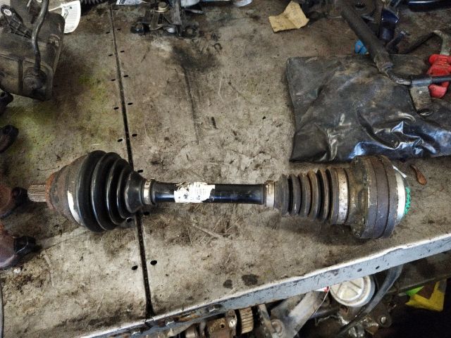 bontott SKODA OCTAVIA II Bal Féltengely