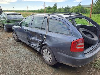 bontott SKODA OCTAVIA II Bal hátsó Féknyereg Munkahengerrel