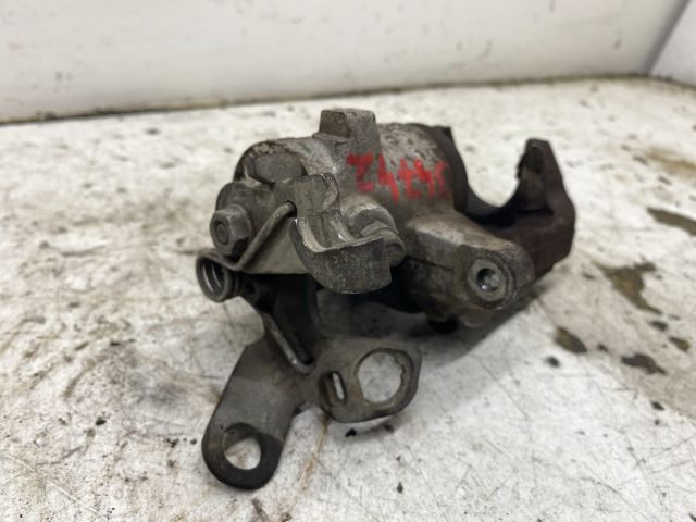 bontott SKODA OCTAVIA II Bal hátsó Féknyereg Munkahengerrel