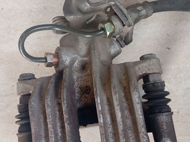 bontott SKODA OCTAVIA II Bal hátsó Féknyereg Munkahengerrel