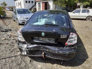 bontott SKODA OCTAVIA II Bal hátsó Lengéscsillapító