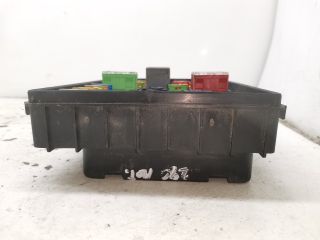 bontott SKODA OCTAVIA II Biztosítéktábla Motortér