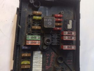 bontott SKODA OCTAVIA II Biztosítéktábla Motortér