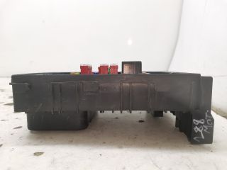 bontott SKODA OCTAVIA II Biztosítéktábla Motortér