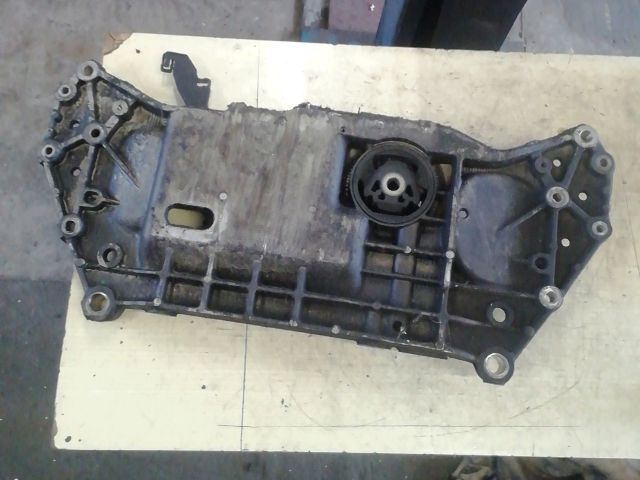 bontott SKODA OCTAVIA II Első Bölcső