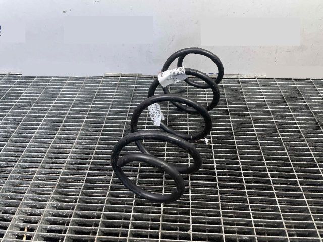 bontott SKODA OCTAVIA II Első Rugó