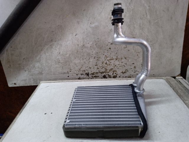 bontott SKODA OCTAVIA II Fűtőradiátor