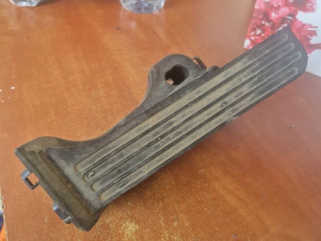 bontott SKODA OCTAVIA II Gázpedál (Elektromos)