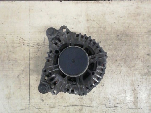 bontott SKODA OCTAVIA II Generátor