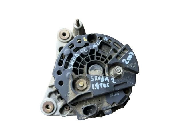 bontott SKODA OCTAVIA II Generátor