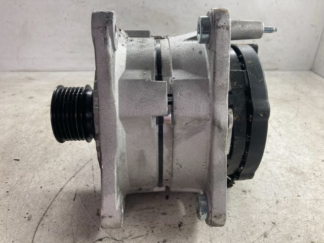 bontott SKODA OCTAVIA II Generátor