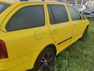 bontott SKODA OCTAVIA II Hátsó Futómű (Részeivel)
