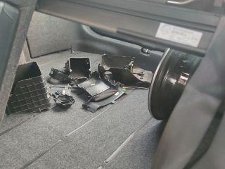 bontott SKODA OCTAVIA II Hátsó Futómű (Részeivel)