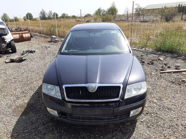 bontott SKODA OCTAVIA II Homlokfal (Üres lemez)