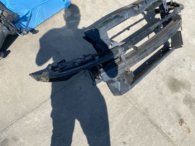 bontott SKODA OCTAVIA II Homlokfal (Üres lemez)