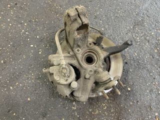 bontott SKODA OCTAVIA II Jobb első Csonkállvány Kerékaggyal