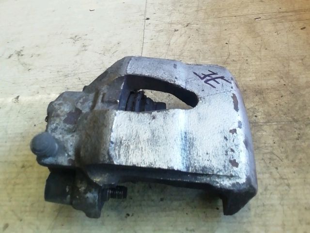 bontott SKODA OCTAVIA II Jobb első Féknyereg Munkahengerrel