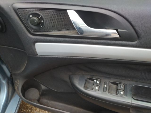 bontott SKODA OCTAVIA II Jobb első Gólyaláb (Lengécsillapító, Rugó)