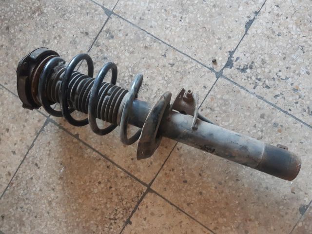 bontott SKODA OCTAVIA II Jobb első Lengéscsillapító