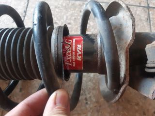 bontott SKODA OCTAVIA II Jobb első Lengéscsillapító