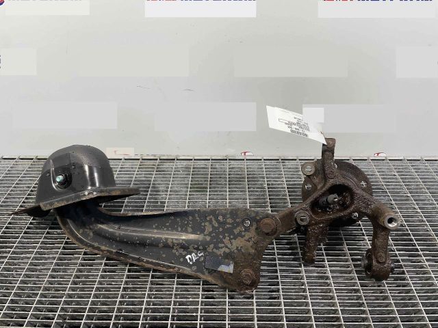 bontott SKODA OCTAVIA II Jobb hátsó Csonkállvány