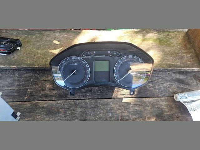 bontott SKODA OCTAVIA II Kilométeróra