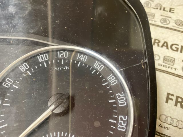 bontott SKODA OCTAVIA II Kilométeróra