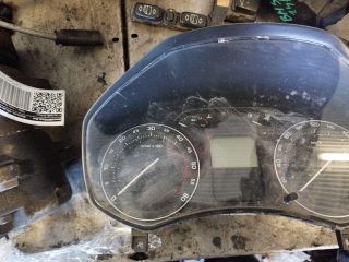 bontott SKODA OCTAVIA II Kilométeróra