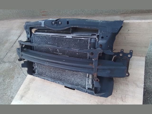 bontott SKODA OCTAVIA II Komplett Homlokfal (Részeivel)